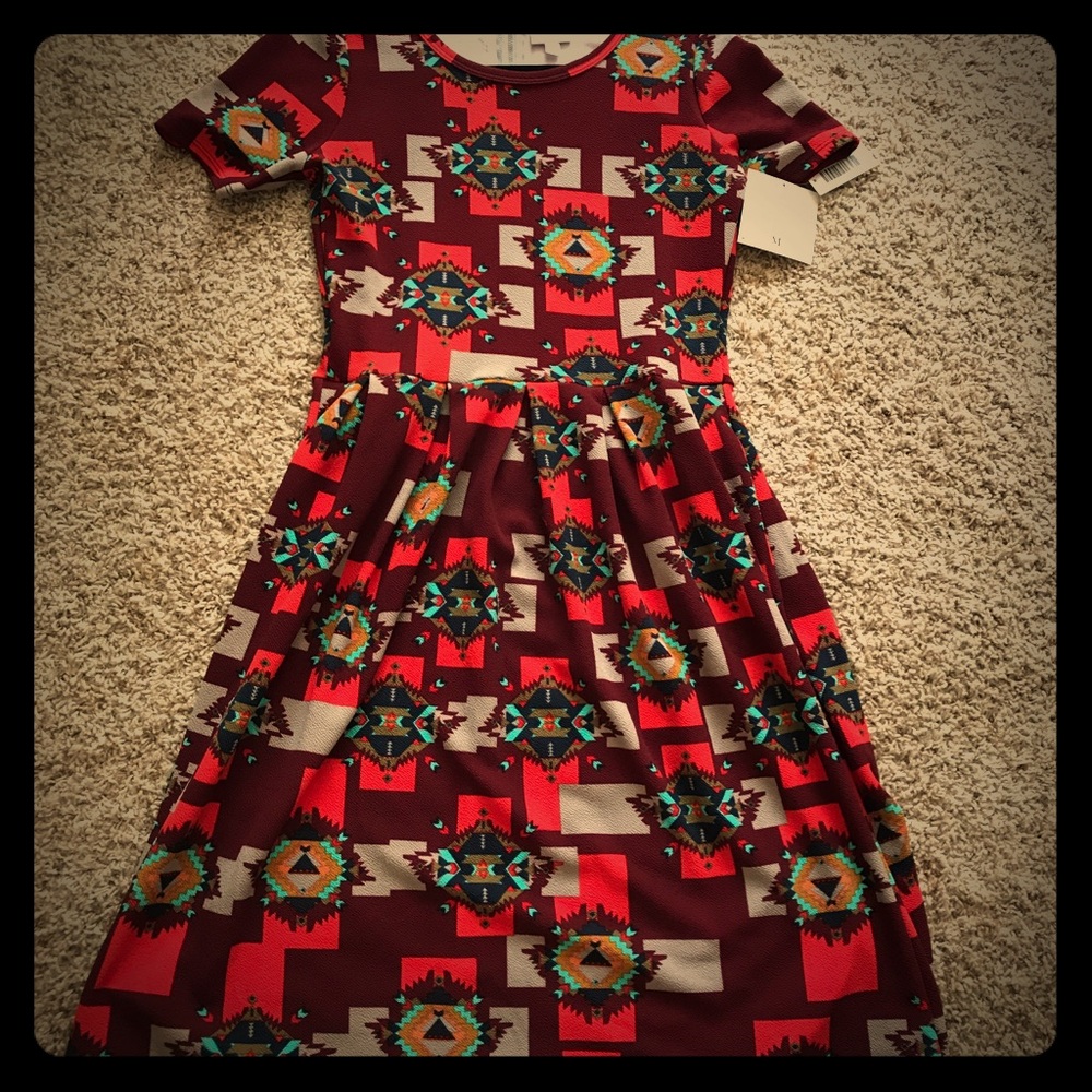 Lularoe Amelia